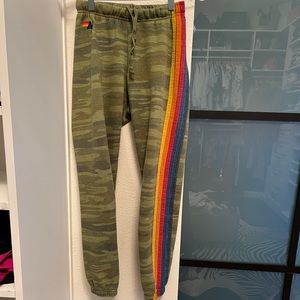 Aviator Nation Woman’s 5 Stripe Sweatpants Camo. Size XS
